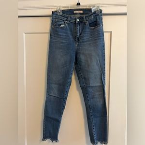 LEVIS JEANS